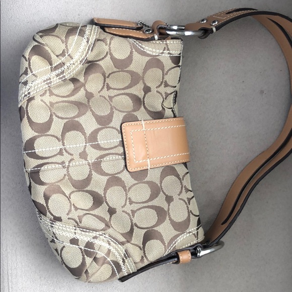 Coach purse - Picture 3 of 5